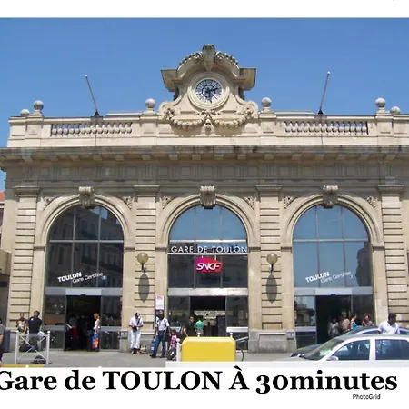 Avec Piscine Pres De La A